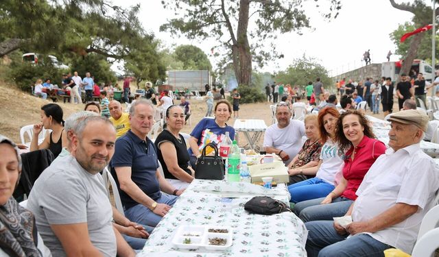 Karşıyaka Belediyesi dayanışma pikniğinde buluştu: "Biz büyük bir aileyiz"
