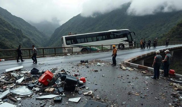 Kolombiya’da üniversite gezisindeki kazada en az 10 kişi öldü, 11 kişi yaralandı