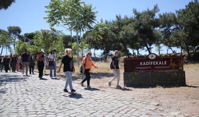 Konak Tarih Gezileri yeniden başlıyor
