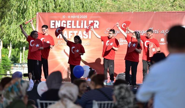 Manisa Kent Park'ta engelli bireylere özel etkinlik: Toplumsal farkındalık güçlendi