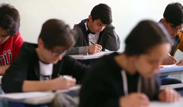 MEB'den yeni eğitim modeli: Müfredata yeni ders ekleniyor
