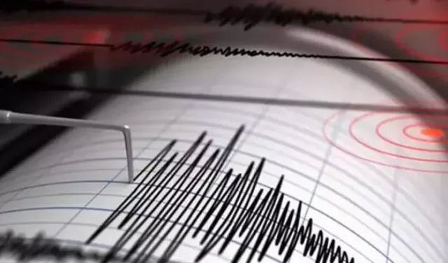 İzmir’de hissedilen şiddetli deprem oldu