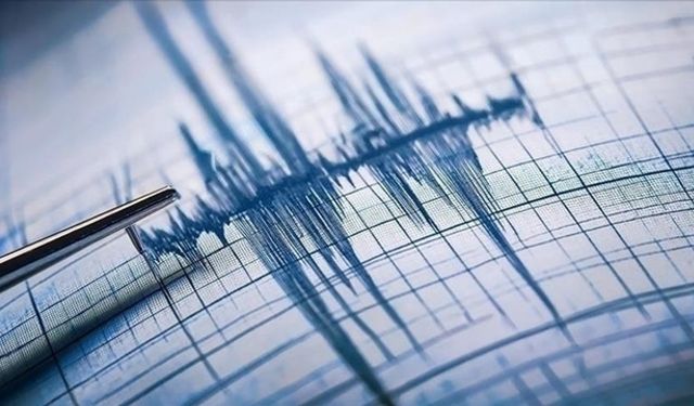 Japonya'da 5,6 büyüklüğünde deprem