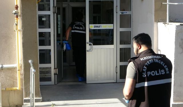 Şüpheli ölüm: 69 yaşındaki adam evinde başından vurulmuş halde bulundu!