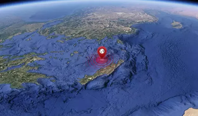 Ege Denizi'nde korkutan deprem! İzmir Valisi'nden açıklama geldi