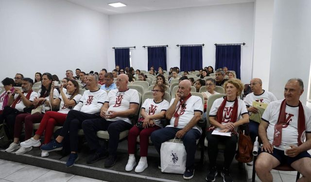 "Voleybolun unutulmazları" gençlerle sahada buluşuyor