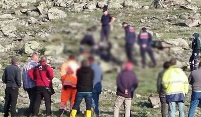 Yıldırım faciası: Koyun otlatan çoban hayatını kaybetti!
