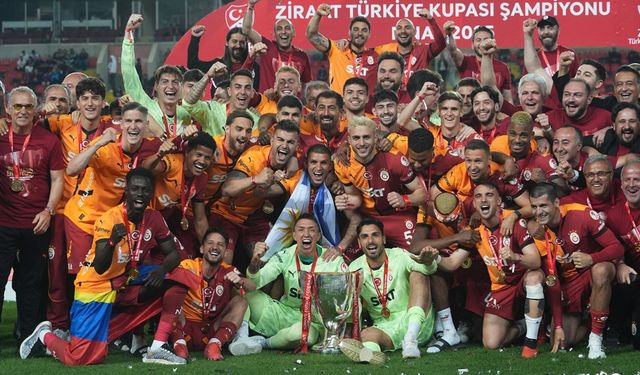 Yeni logo resmen görücüye çıktı! İşte Galatasaray'ın 5 yıldızlı yeni logosu
