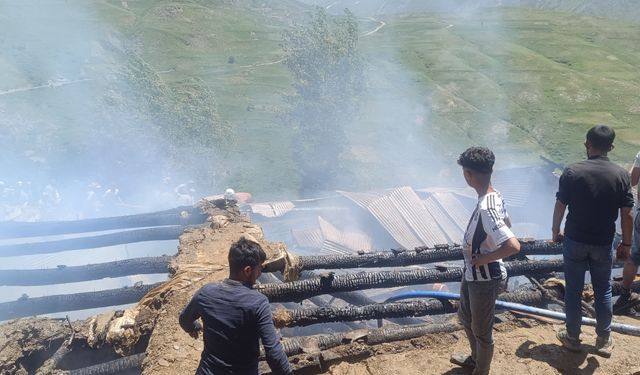 14 yaşındaki çocuk konutta çıkan yangında can verdi