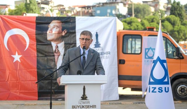 Başkan Tugay, İZSU çalışanlarıyla buluştu: "Bu ülke daha güzel bayramlar görecek"
