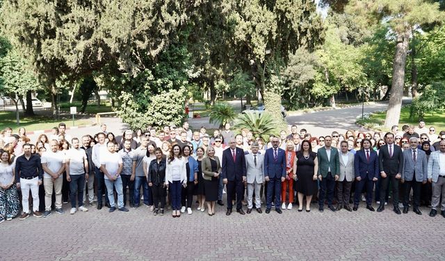 Bayramlaşma töreninde Ege Üniversitesi ailesi buluştu