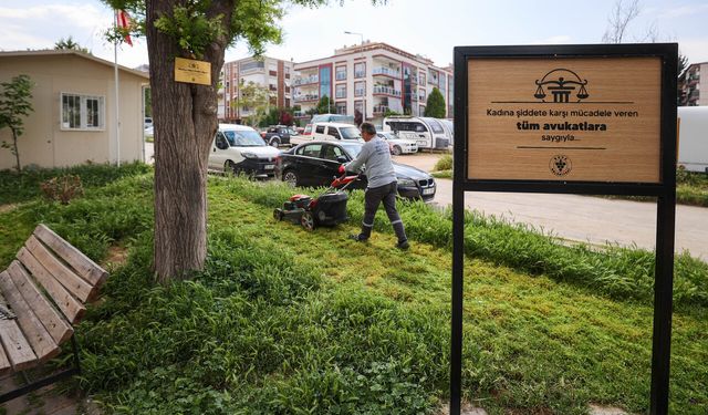 Buca Belediyesi'nden kadına yönelik şiddetle mücadele eden avukatlara anlamlı vefa