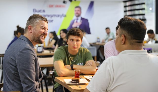 Buca'nın Üzüm Cafe'sini gençler çok sevdi