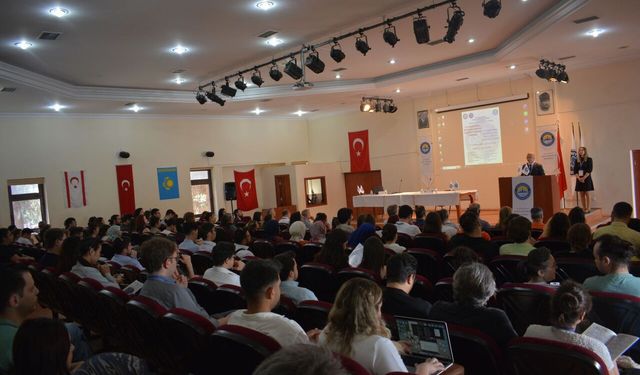 Ege Üniversitesi, sosyal bilimlerin geleceğine ışık tutuyor