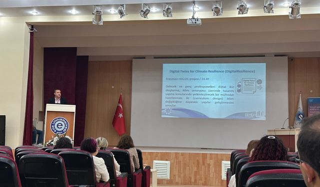 Ege Üniversitesi'nde "DigitalResilience Projesi" tanıtıldı