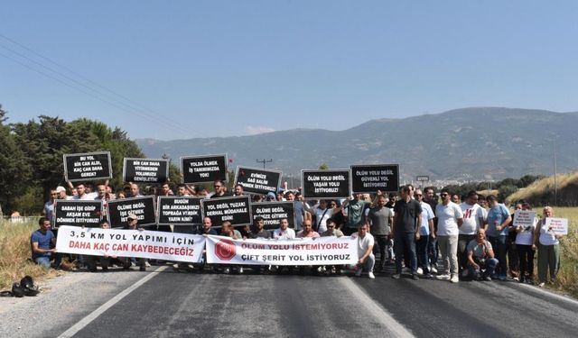İzmir Tire’de trafik kazası sonrası sanayi çalışanları yol kapattı: Artık Ölmek İstemiyoruz!