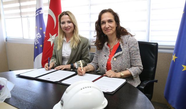Karşıyaka'dan "Beyaz Baretli Kadınlar"a tam destek