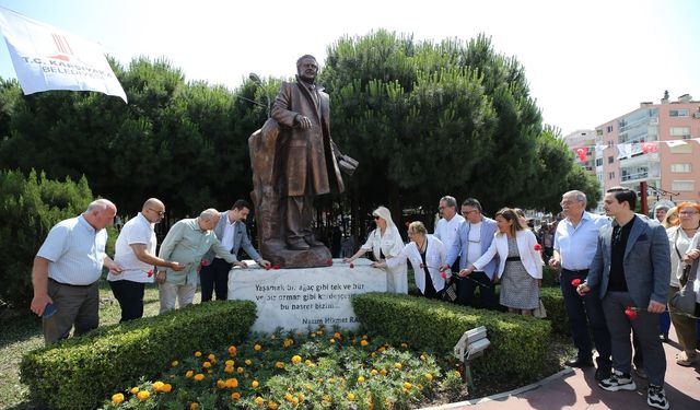 Karşıyaka'dan Nazım Hikmet'e anlamlı vefa