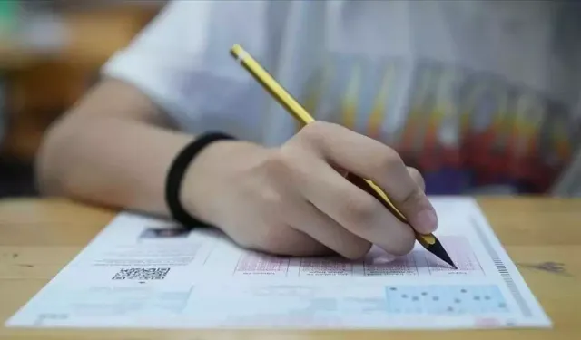 Liselere Geçiş Sınavı (LGS) başladı: 1 milyonun üzerinde öğrenci ter dökecek!