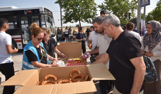 Menemen Belediyesi'nden sınav maratonuna destek