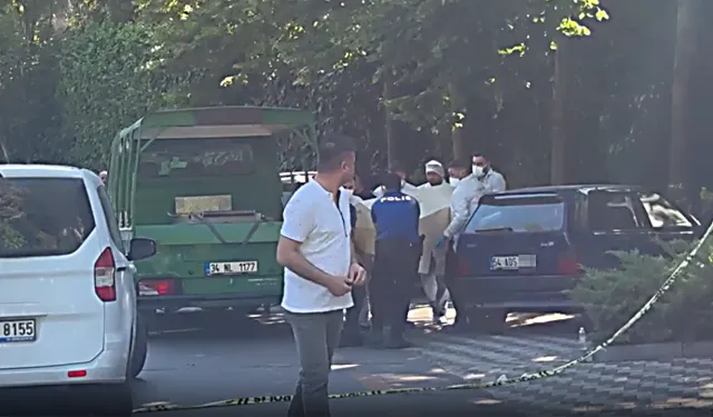 Park halindeki otomobilde bir kişi ölü bulundu