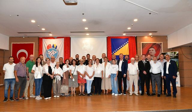 Bosna'nın hikayesi Çiğli'de anlatıldı: 8 bin 372 masum insan saygıyla anıldı