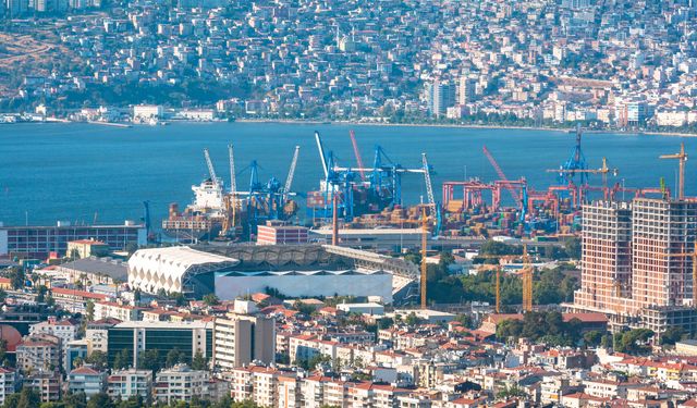 Egeli ihracatçılardan rekor genişleme: 210 ülke ve gümrüklü bölgeye ulaşıldı