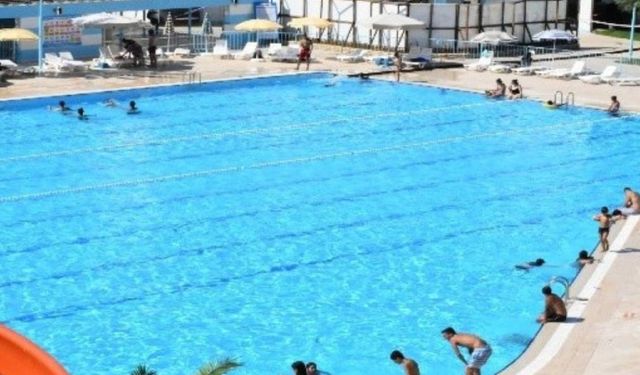 Kalabalık havuzlar sağlığı tehdit ediyor