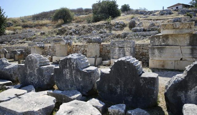 Letoon Tiyatrosu yeniden doğuyor