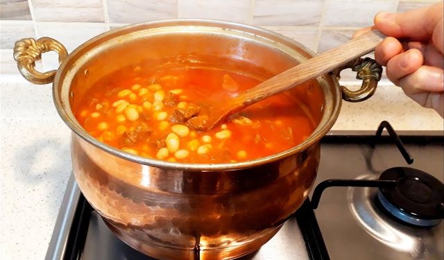 Tencerede yemek değil borç kaynıyor