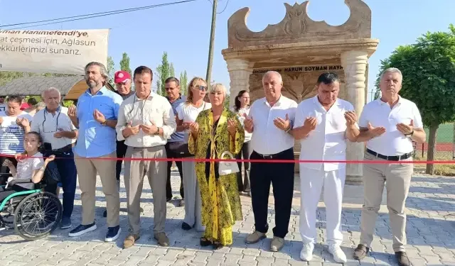 Safiye Soyman oğlu adına hayrat yaptırdı, gözyaşları ile açtı