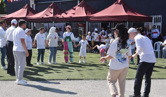 Özel bireyler DownFest’te buluştu