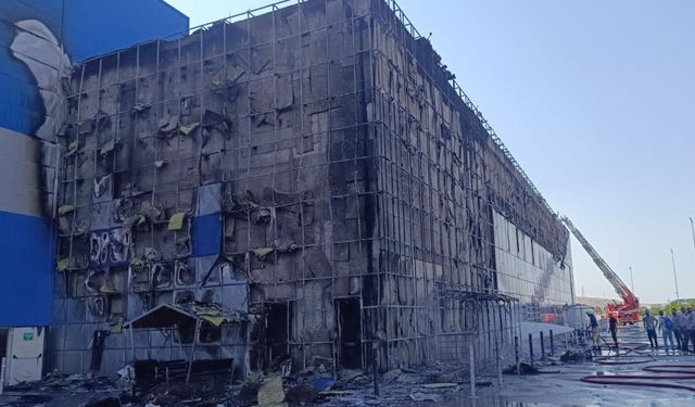 Aliağa’daki galvaniz fabrikasında korkutan yangın: Ekipler zamanla yarıştı!