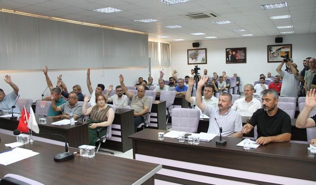 CHP’den toplu istifa: Mecliste siyasi denge değişiyor!