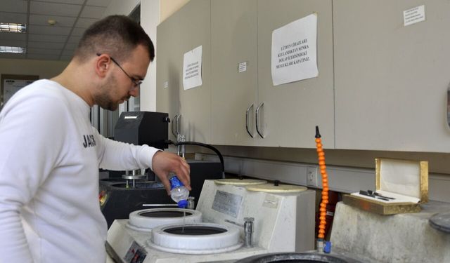 EÜ Makine Mühendisliği Bölümü'nde, sanayiye yön verecek mühendisler yetişiyor