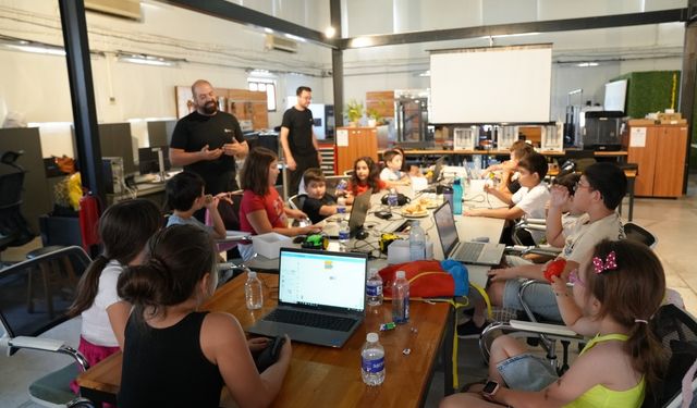 FabrikaLab İzmir ve Diyez Robotics'ten geleceğe yatırım