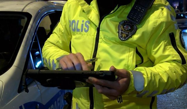 İzmir'in asayiş raporu açıklandı: Bu hafta 1020 kişi yakalandı