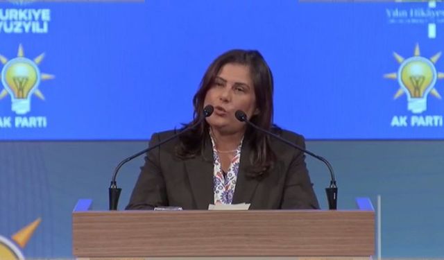 SON DAKİKA | Özlem Çerçioğlu, AK Parti'ye katıldı: 'Alnım ak, başım dik'
