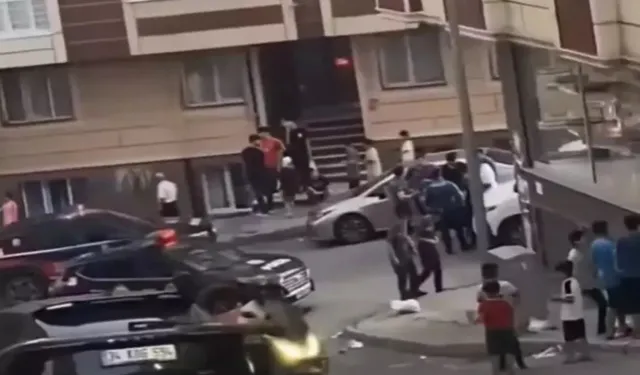 Yolda yürürken silahlı saldırıya uğradı