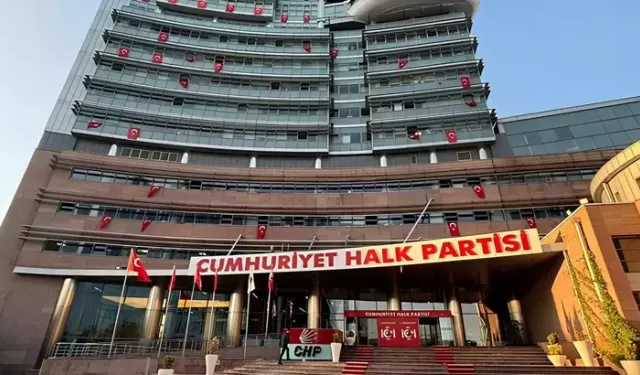 CHP’de kongreleri mahkeme kararıyla durdu: İlçelerde kongreler iptal edildi