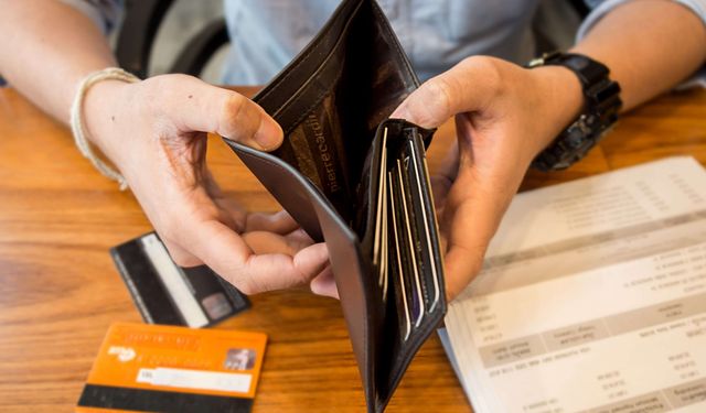 Her İzmirliye 38 bin lira borç düşüyor