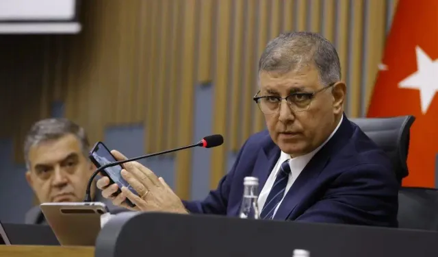 AKP’li meclis üyeleri Tugay’a beceriksiz dedi, CHP’den tepki geldi