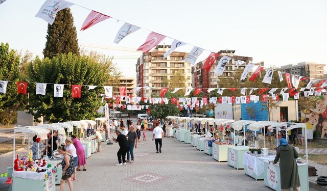 Bayraklı'da üreten kadınların gücü artıyor