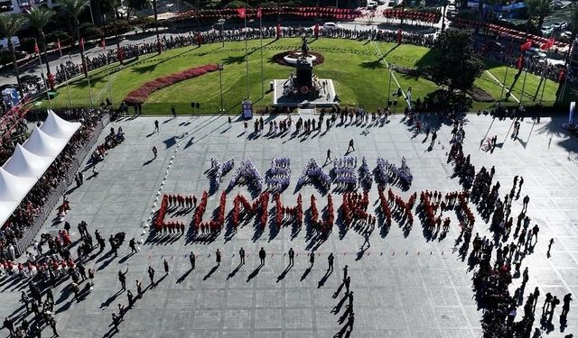 Cumhuriyet'in 102'nci yılı İzmir’de coşkuyla kutlanacak