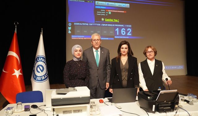 Ege Üniversitesi'nde 4 bin öğrenciye iş deneyimi fırsatı