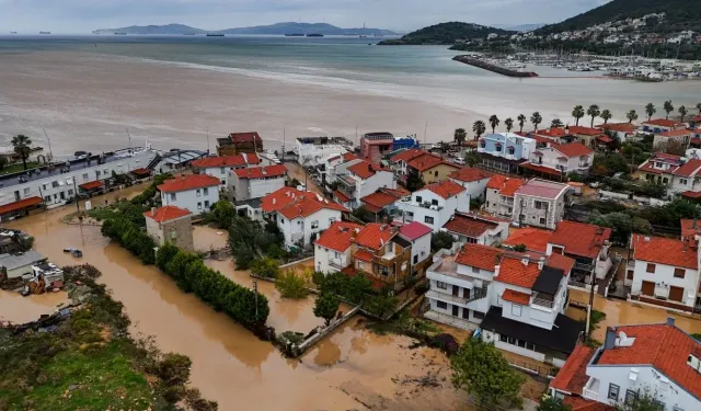 İzmir Foça’daki selde can kaybı ikiye yükseldi!