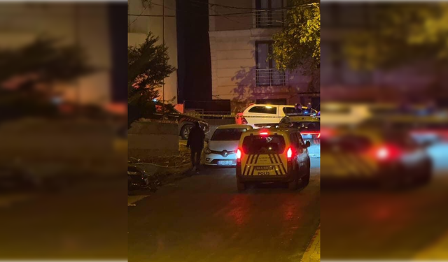 Sokak ortasında silahlı saldırı: 3 ölü