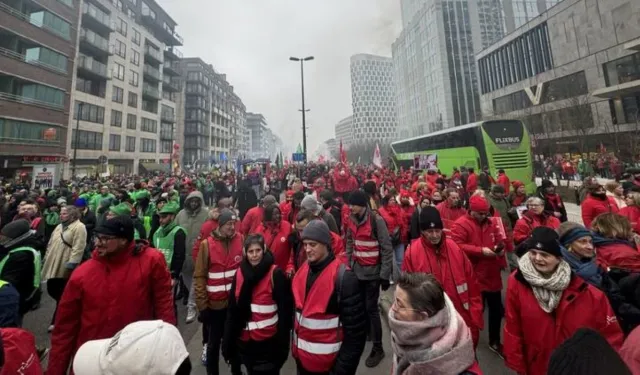 Belçika’da 3 günlük grev ülkeyi felç etti