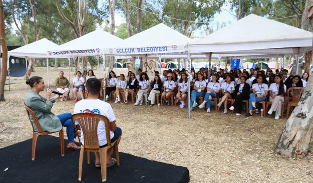Efes Selçuk'ta gençlerin söz hakkı başlıyor