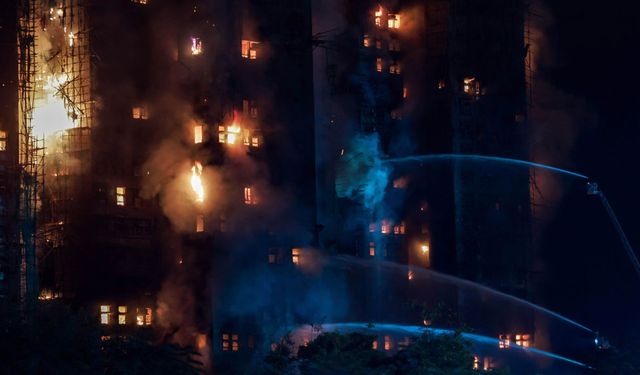 Hong Kong'da 8 bloklu sitede feci yangın! Can kaybı 94'e yükseldi